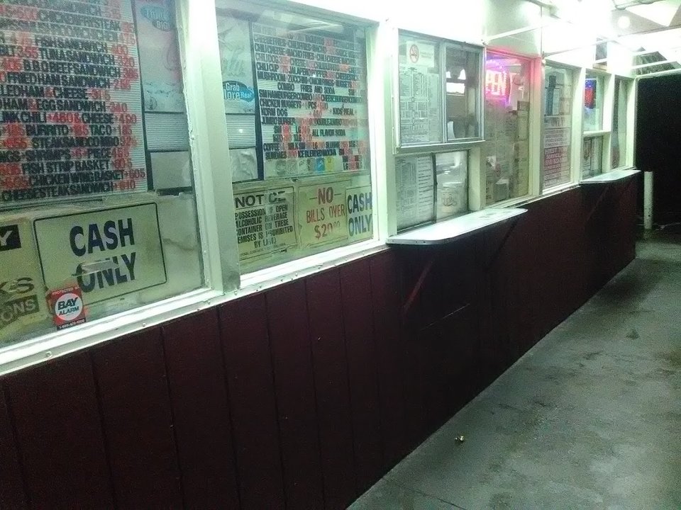 Outdoor tables outside Connie's Drive-In in Sacramento.